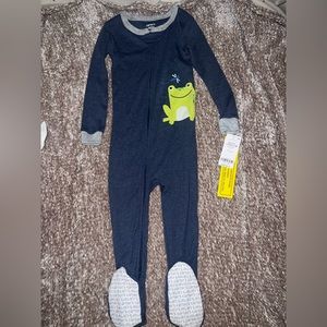 Brand New w/tags Carters footsie pajama